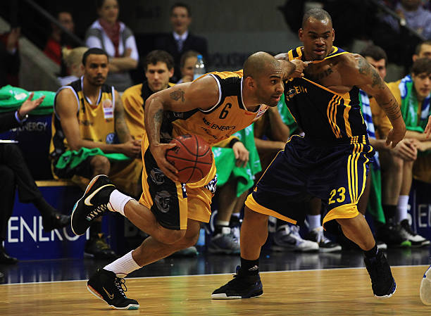 总决赛争议 总决赛争议